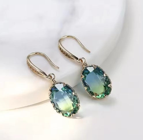 Vintage Blue Stone Sparkling Earrings