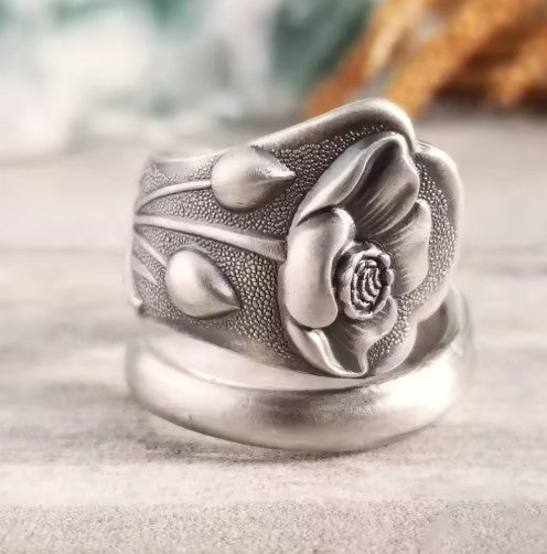 Vintage Silver Flower Adjustable Ring