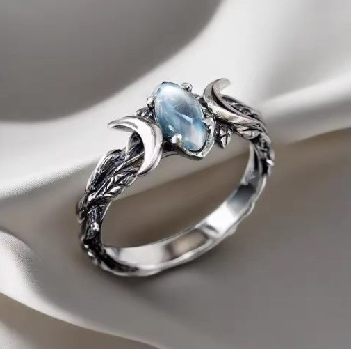 Vintage Moonstone Ring