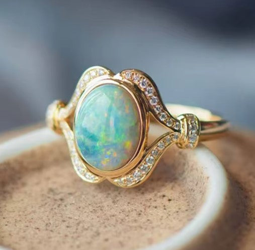 Vintage Charm Gold Inlaid Green White Stones Ring