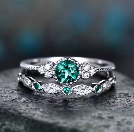 Vintage Silver Green Stone Set Ethnic Ring