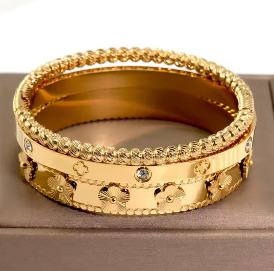 Flower Bangle Gold Bracelet