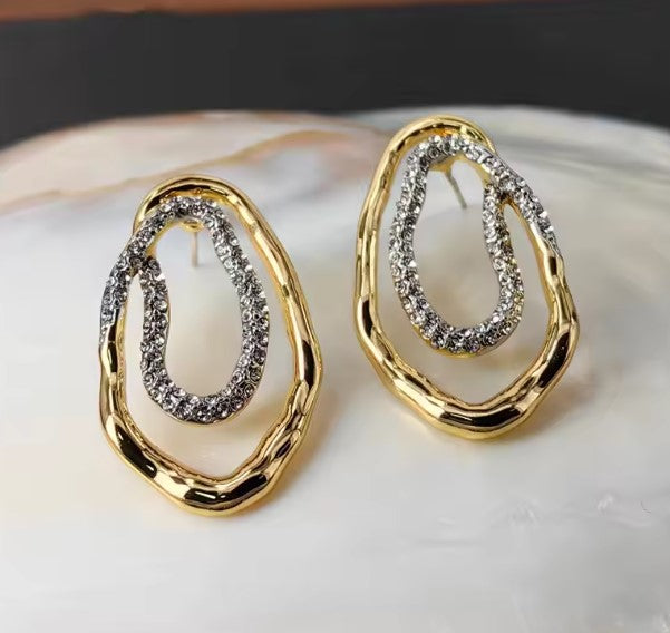 Vintage Elegant Crystal Stud Gold Earrings