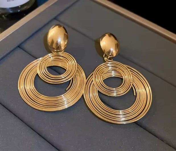 Vintage Premium Gold Earrings