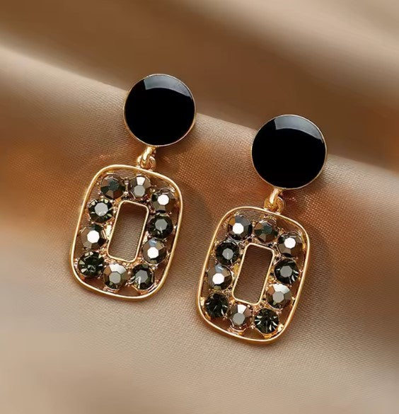 Vintage Hollow Square Earrings