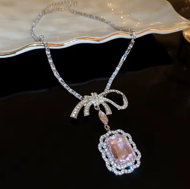 Brilliant Rhinestone Necklace
