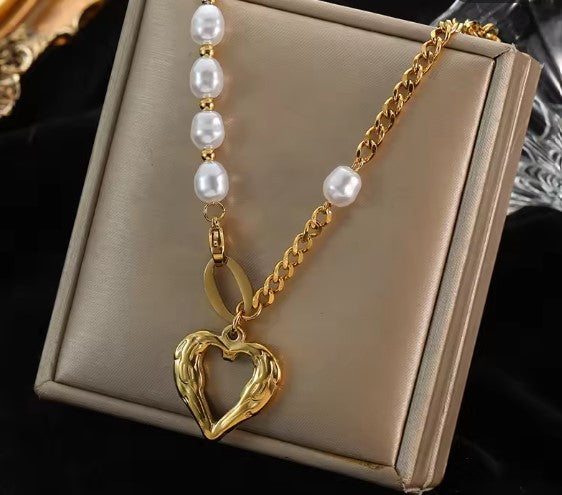Vintage Pearl Heart Pendant Necklace