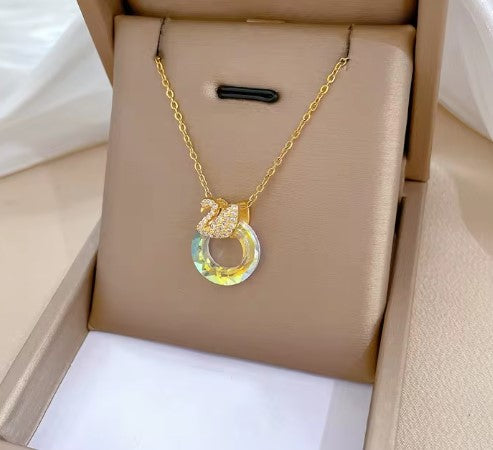 Vintage Shine Zirconia Swan Pendant Necklace
