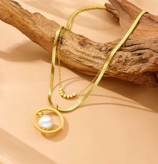 Golden Circular Inlay Pearl Double Layer Necklace