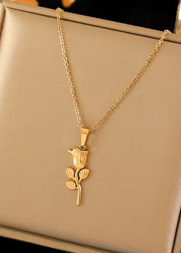 Flower Zircon Pendant Necklace