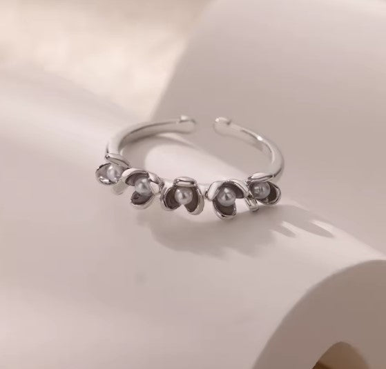 Tiny Multi Pearl Flowers Silver Ring