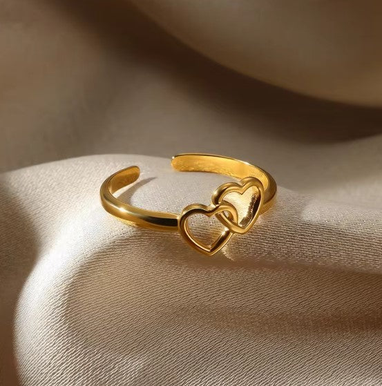 Vintage Double Heart Gold Ring