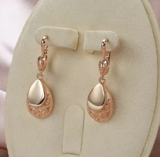 Exquisite Water Drop Rose Gold Earrings