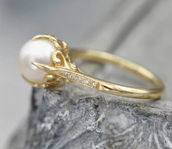 Exquisite Crystal Pearl Gold Ring