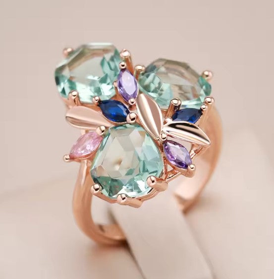 Vintage Green Stone Rose Gold Ring