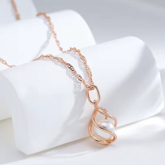 Rose Gold Hollow Pearl Necklace