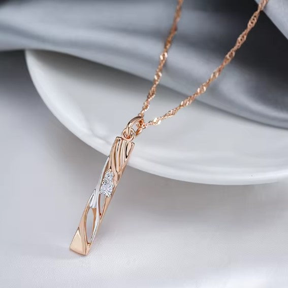 Elegant Hollow Zircon Pendant Necklace