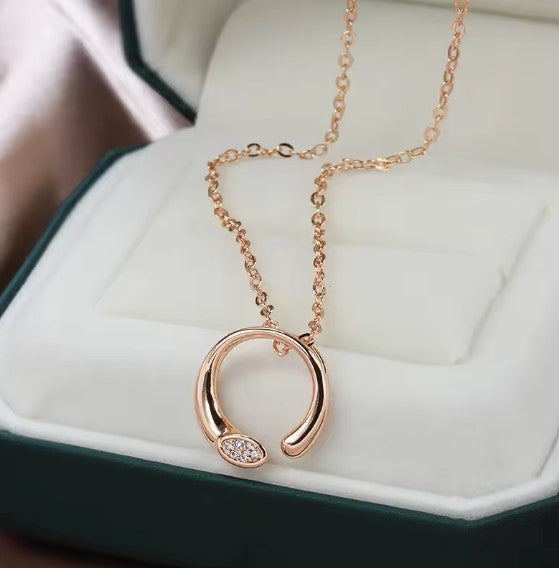 Elegant Natural Zircon Necklace