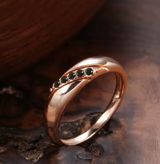 Vintage Fine Black Natural Zircon Ring