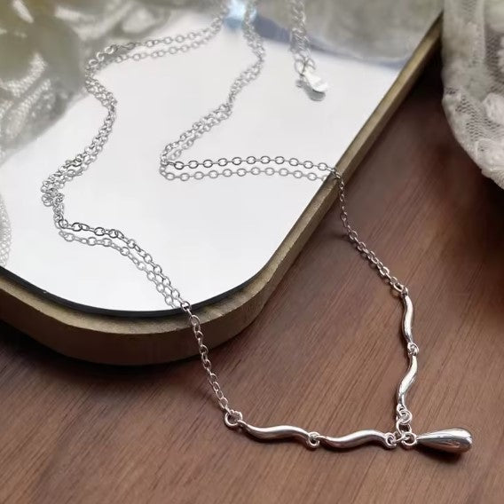Exquisite Water Drop Silver Necklace