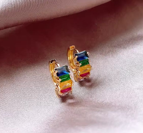 Colorful Crystal Design Round Earrings