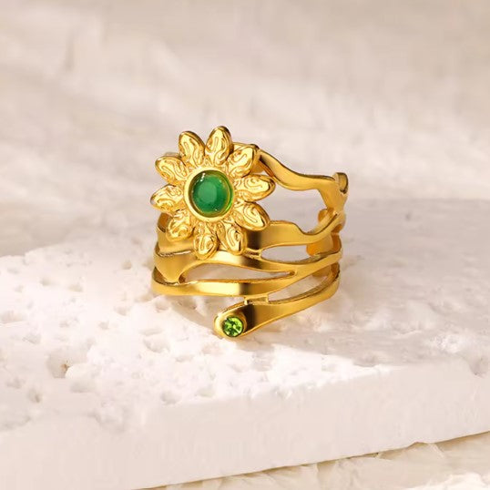 Vintage Pearl Sun Flower Gold Ring