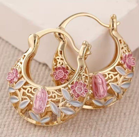 Exquisite Carved Hollow Hoop Earrings