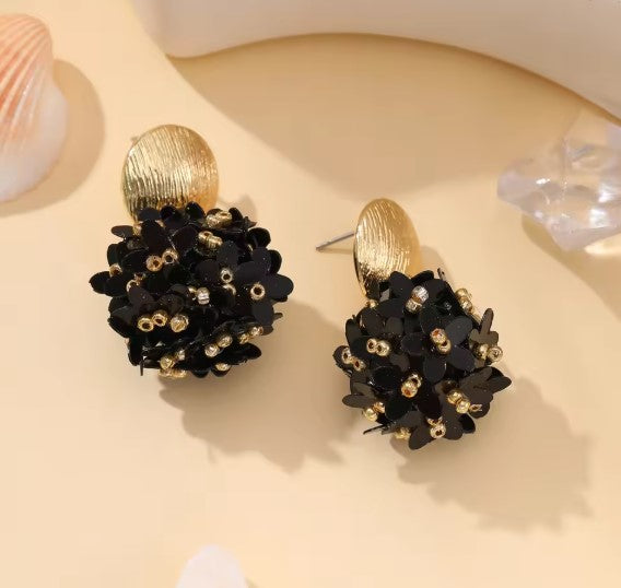 Elegant Flower Petal Black Beads Drop Earrings