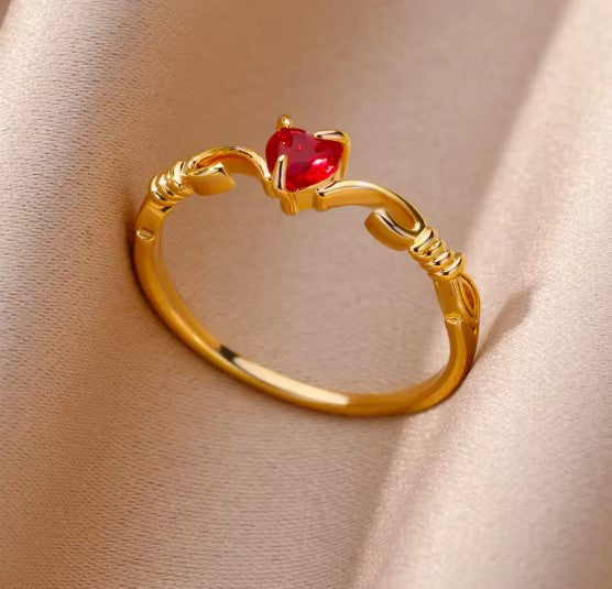 Classic Red Zircon Heart Ring