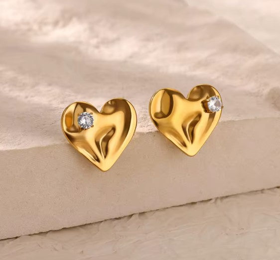 Vintage Zircon Heart Gold Earring