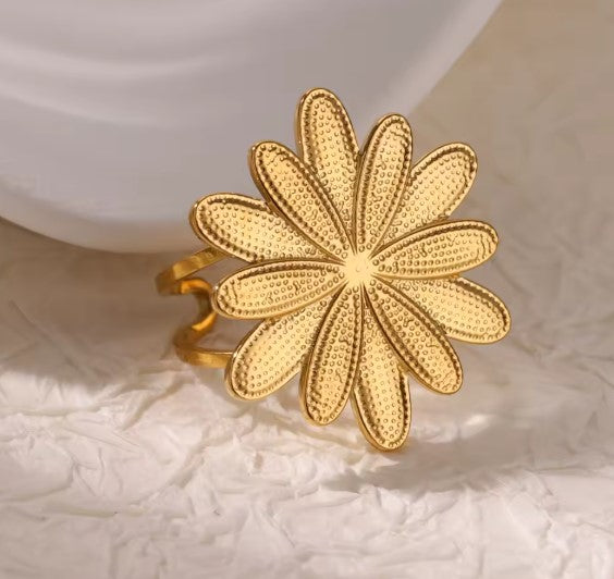 Trendy Flower Open Gold Ring