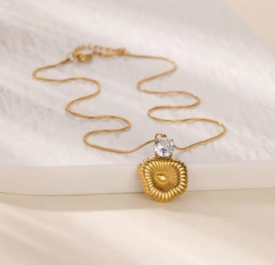 Lucy Zircon Sun Gold Necklace
