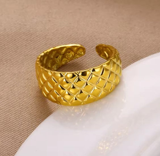 Vintage Rhombic Adjustable Gold Ring