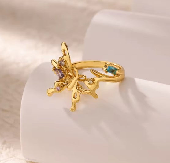 Classic Zirconia Butterfly Gold Ring