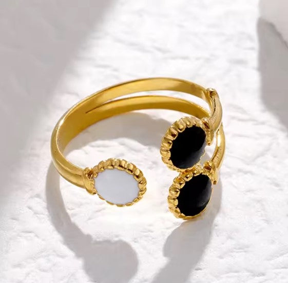 Fashion Black White Stone Shade Adjustable Ring