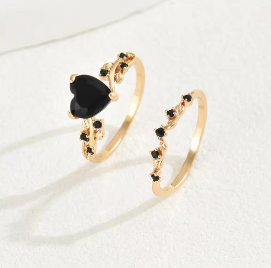 Classic Black Heart Crystal Ring Set