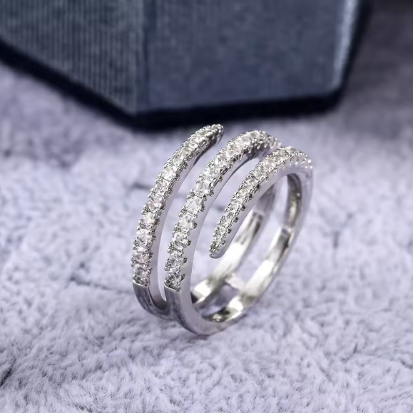 Elegant Shiny Cubic Zircon Ring