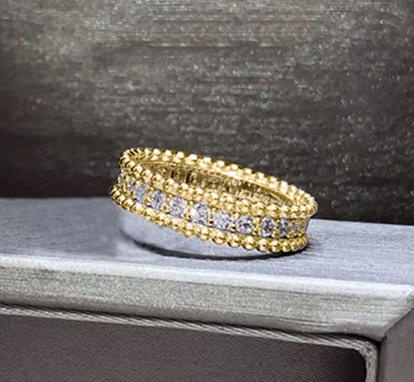 Bright Zirconia Gold Ring