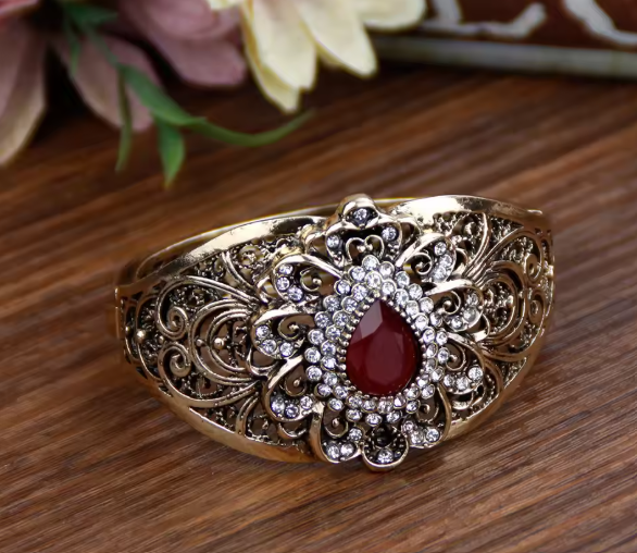 Vintage Bohemia Red Stone Bangle Bracelet