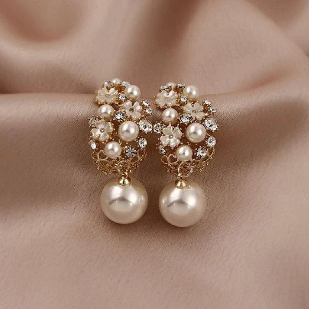 Elegant Flower Pearl Earrings