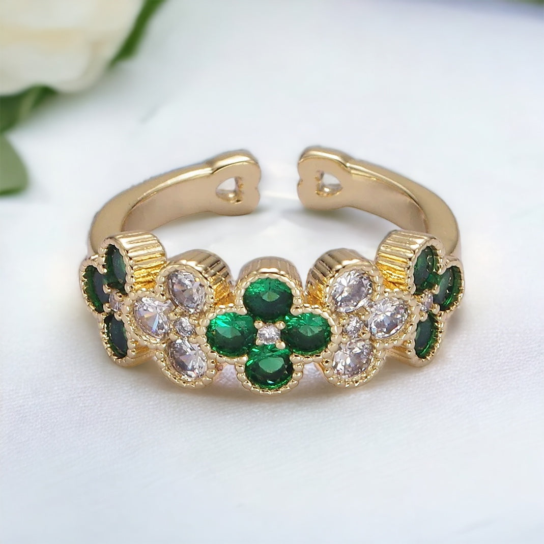 Felicitas Clover Ring