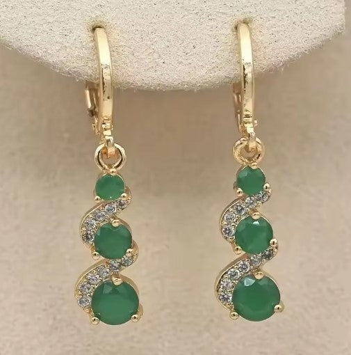 Elegant Vintage Green Drop Earrings