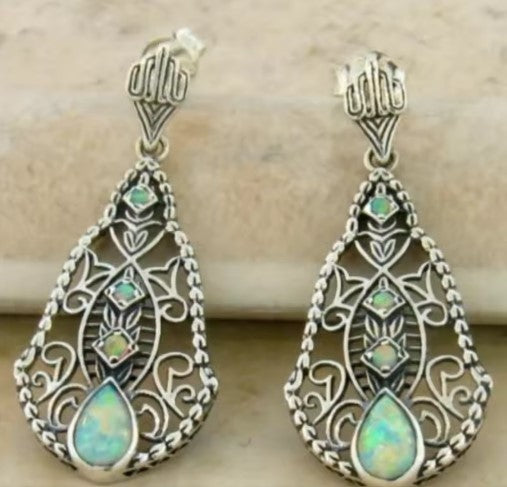 Vintage Water Droplets Natural Color Stone Earrings