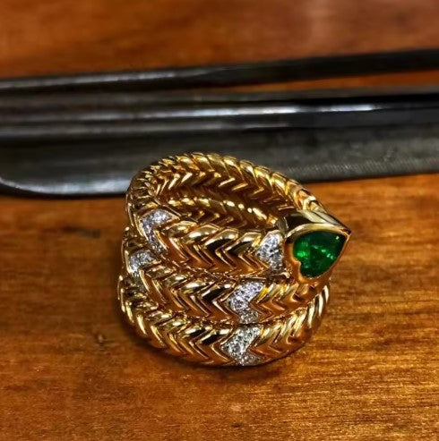 Vintage Green Heart Personalized Ring