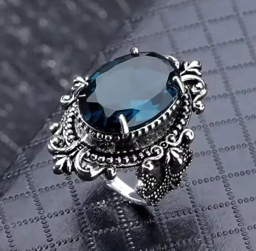 Bohemia Caved Pattern Blue Ring