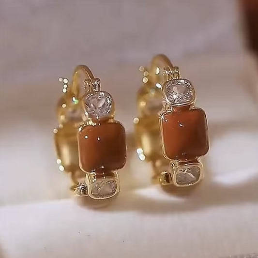 Vintage Exquisite Brown Zircon Earring