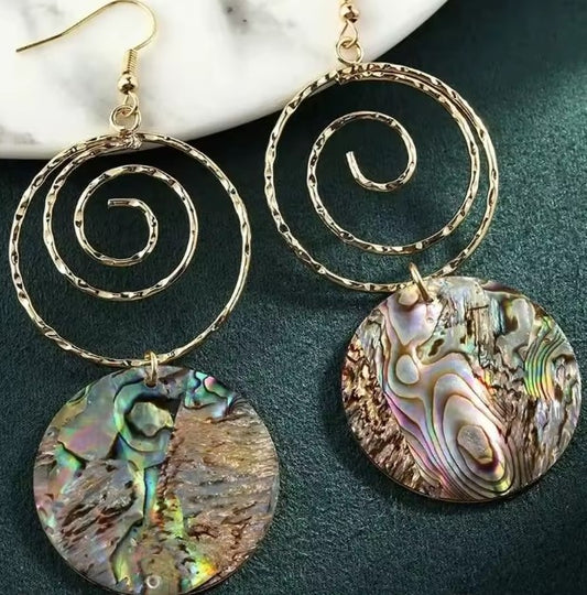Vintage Handmade Natural Shell Earrings