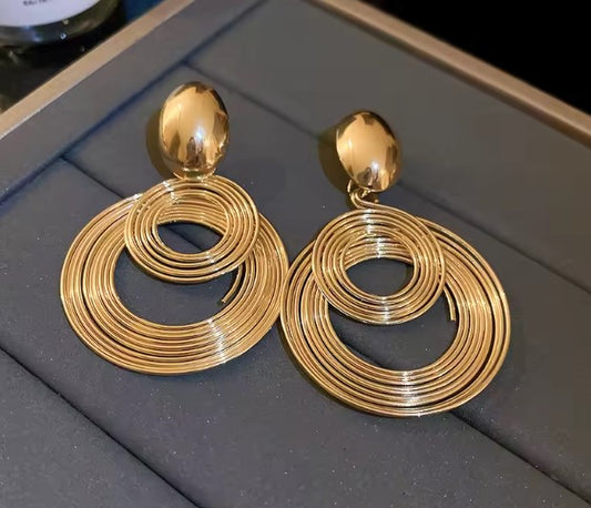 Vintage Premium Gold Earrings