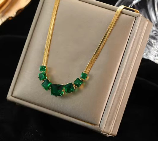 Vintage Green Crystal Zircon Necklace