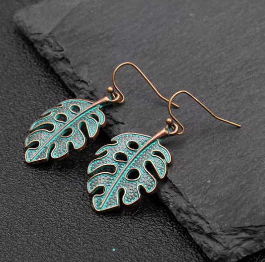 Vintage Fashion Green Leaf Earrings
